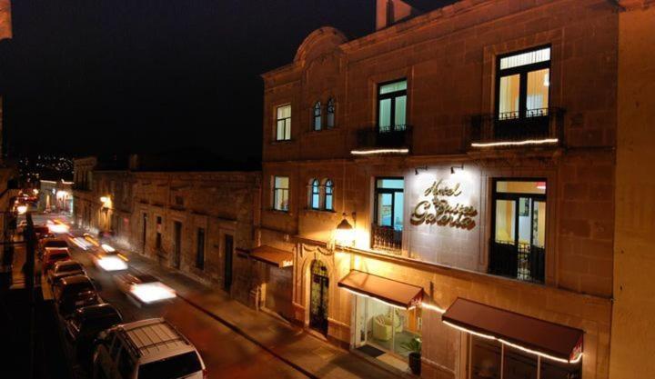 Hotel & Suites Galeria Morelia Buitenkant foto