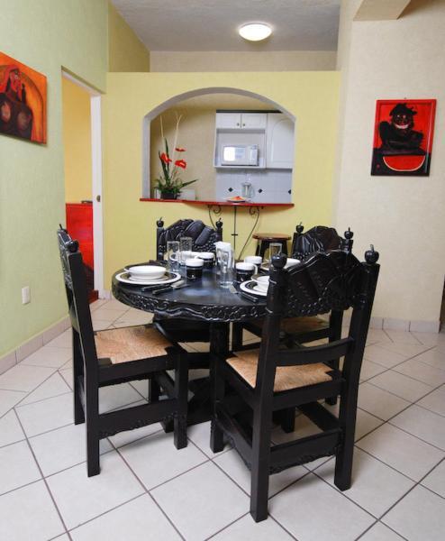 Hotel & Suites Galeria Morelia Kamer foto
