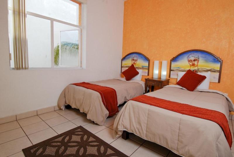 Hotel & Suites Galeria Morelia Kamer foto