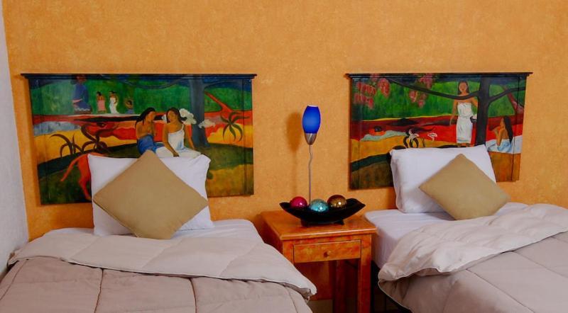 Hotel & Suites Galeria Morelia Kamer foto
