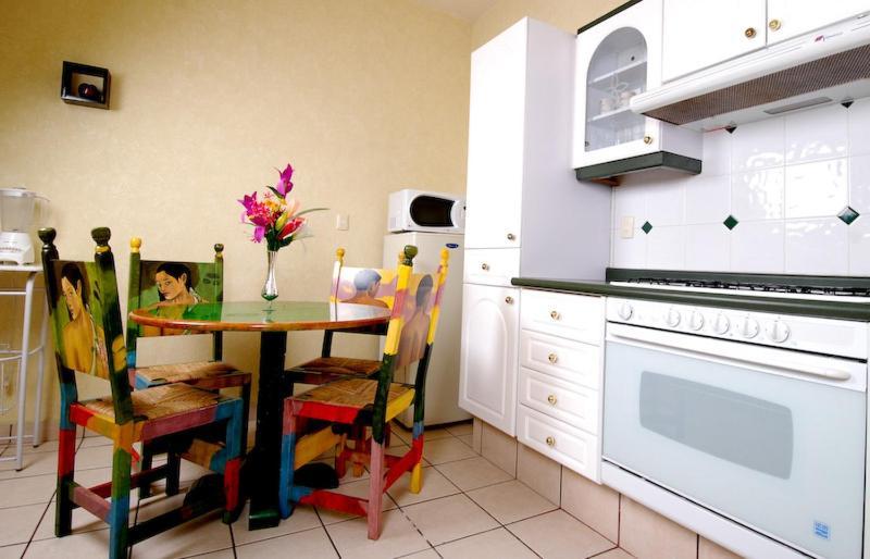 Hotel & Suites Galeria Morelia Kamer foto
