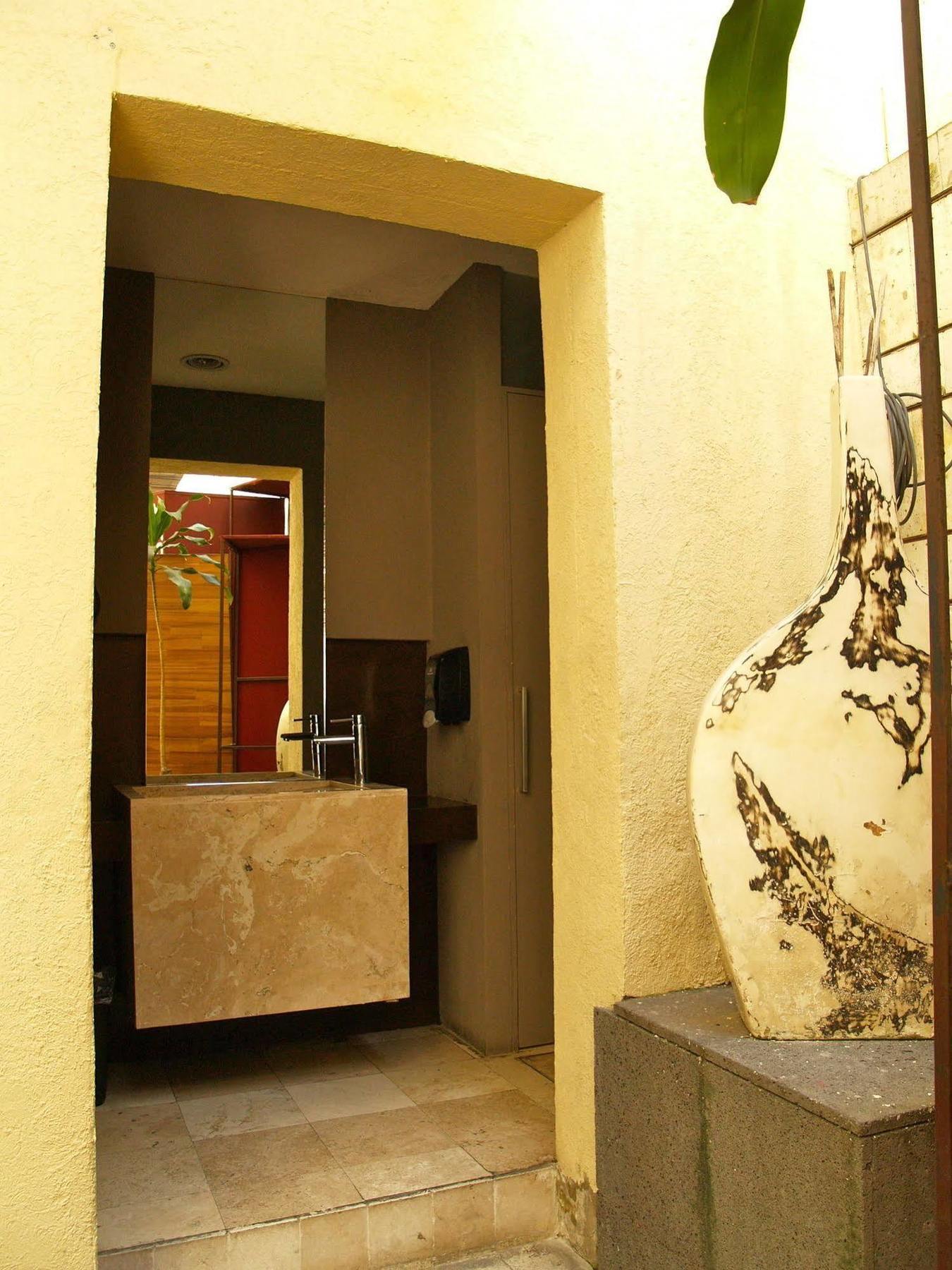 Hotel & Suites Galeria Morelia Buitenkant foto