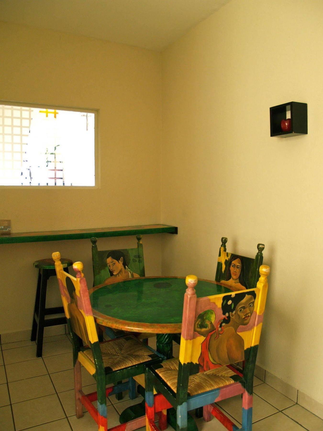 Hotel & Suites Galeria Morelia Buitenkant foto